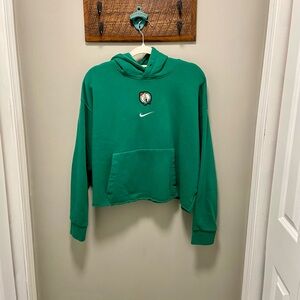 Women’s Cropped Boston Celtics Hoodie